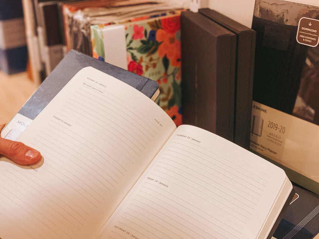 5 Tips for using and actually keeping a diary - Honest Paper