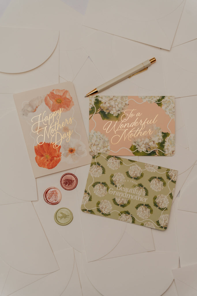 'Beautiful Grandmother' Hydrangeas Greeting Card - Honest Paper - 5061008170275